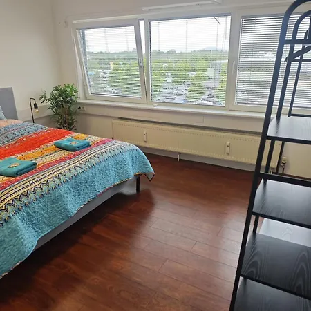 Apartamento 2 Zentral In Für 11 Personen, Familien Und Firmen *