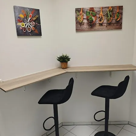 2 Zentral In Fuer 11 Personen, Familien Und Firmen